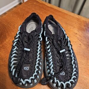 Keen Black and Light Blue Women's Sandal Shoes
